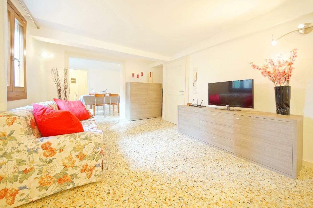 Sant'aponal Rialto Appartement *